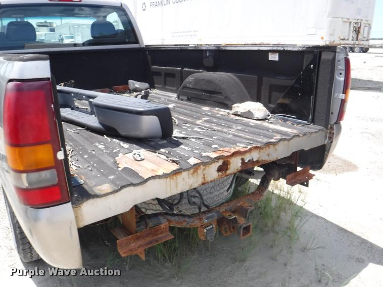 image for item K5898 2000 Chevrolet Silverado 1500 pickup truck