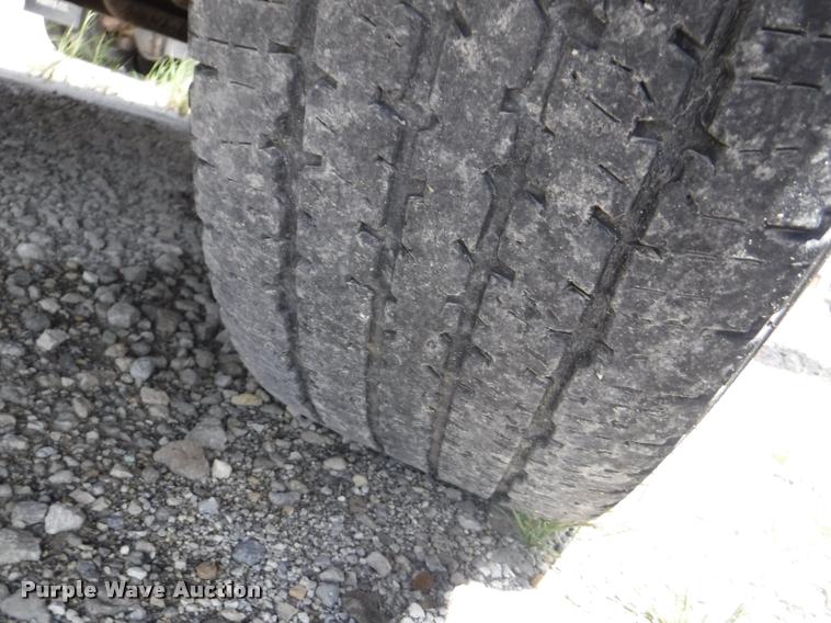 image for item K5898 2000 Chevrolet Silverado 1500 pickup truck