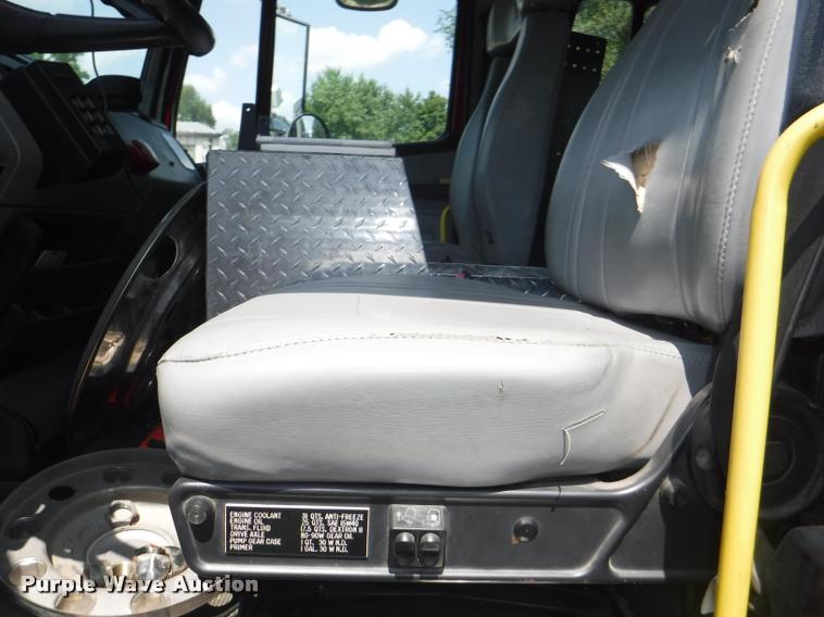 image for item K5902 1996 Freightliner FL70 C153042S fire truck