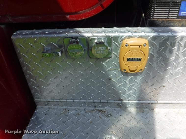 image for item K5902 1996 Freightliner FL70 C153042S fire truck