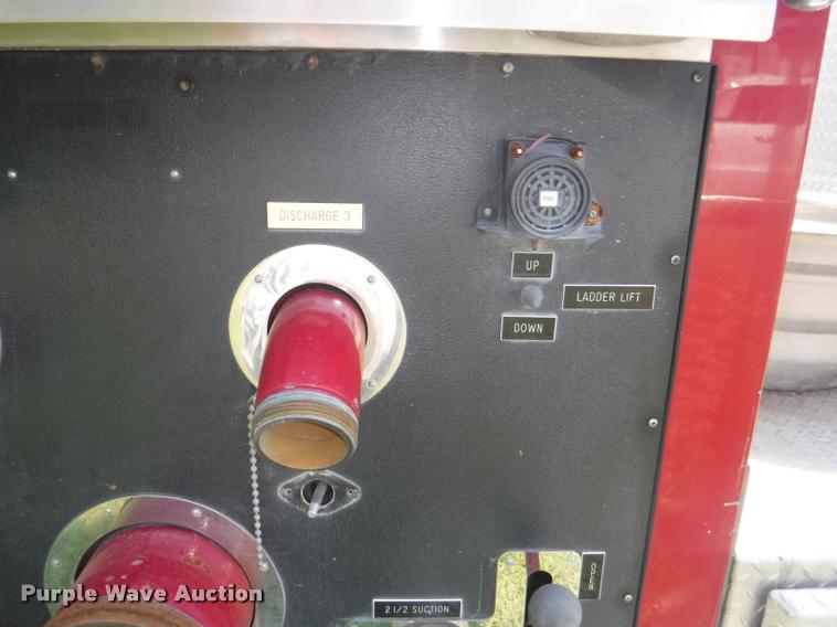 image for item K5902 1996 Freightliner FL70 C153042S fire truck