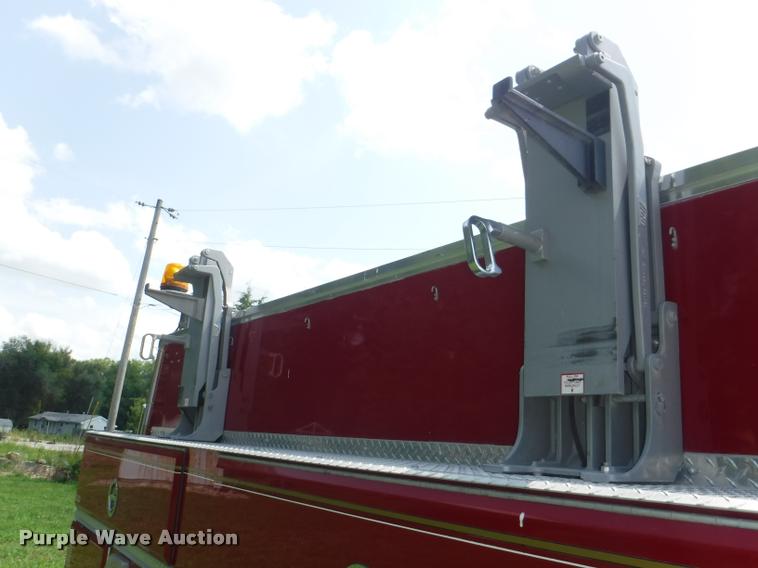 image for item K5902 1996 Freightliner FL70 C153042S fire truck