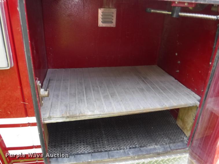 image for item K5902 1996 Freightliner FL70 C153042S fire truck