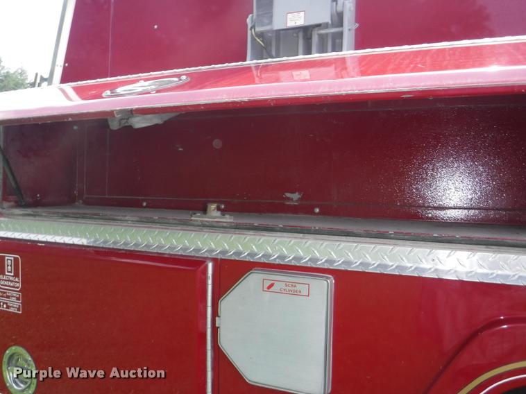 image for item K5902 1996 Freightliner FL70 C153042S fire truck