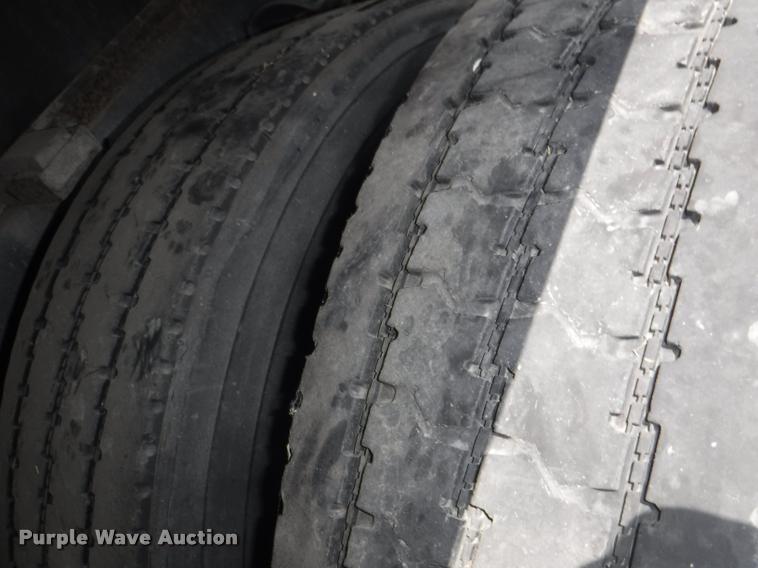 image for item K5902 1996 Freightliner FL70 C153042S fire truck