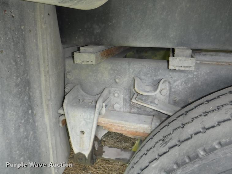 image for item K5902 1996 Freightliner FL70 C153042S fire truck