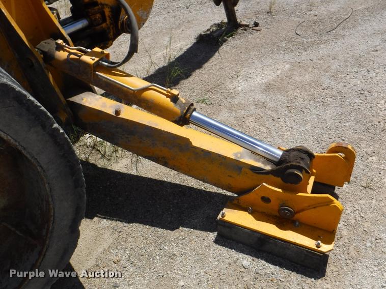 image for item K5903 JCB 215S backhoe