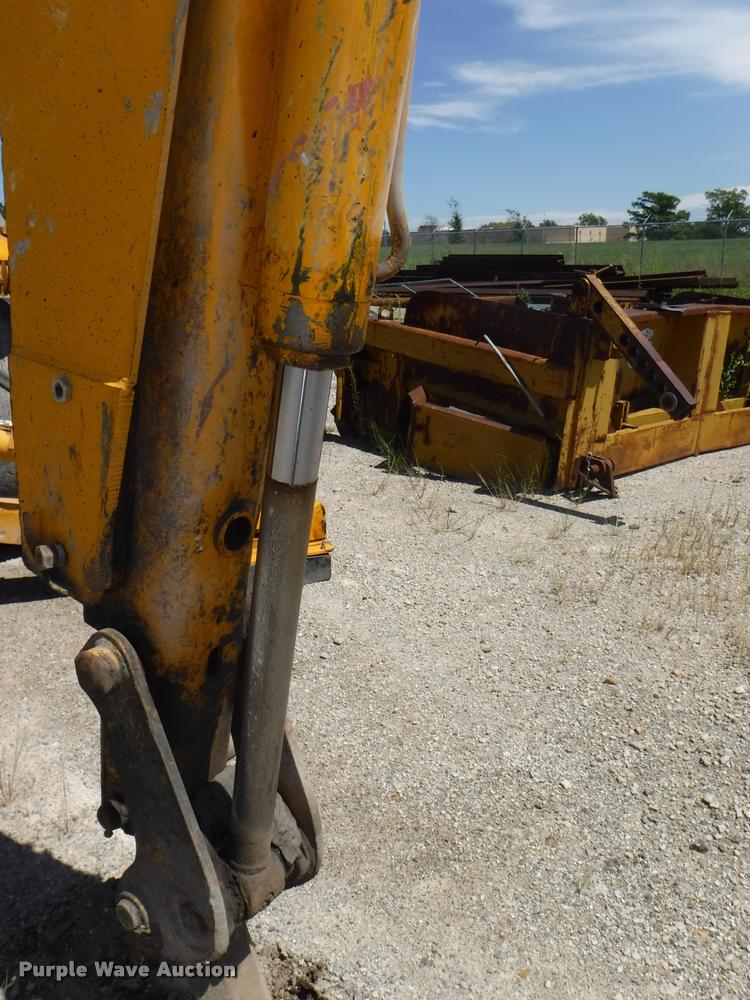 image for item K5903 JCB 215S backhoe