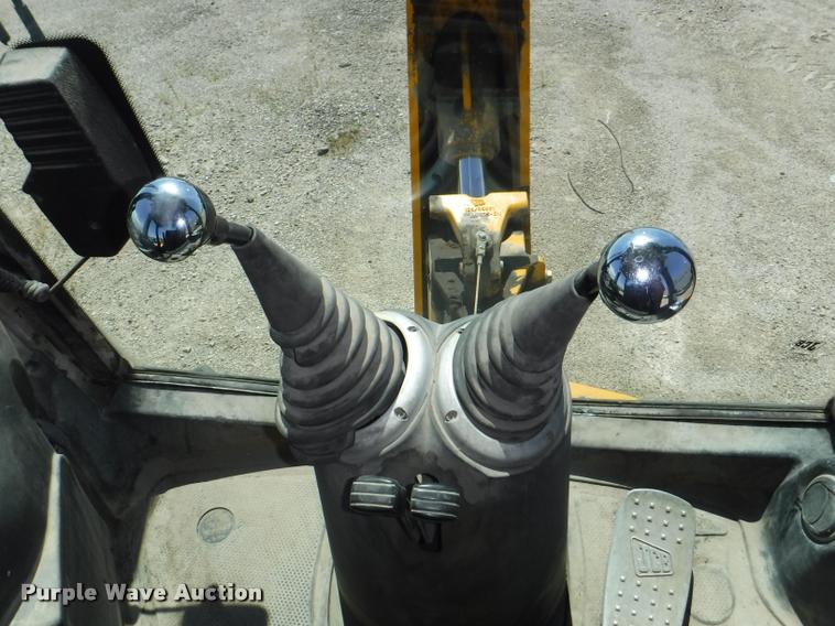 image for item K5903 JCB 215S backhoe