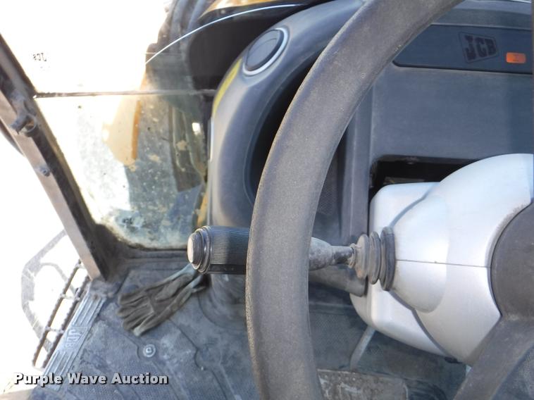 image for item K5903 JCB 215S backhoe