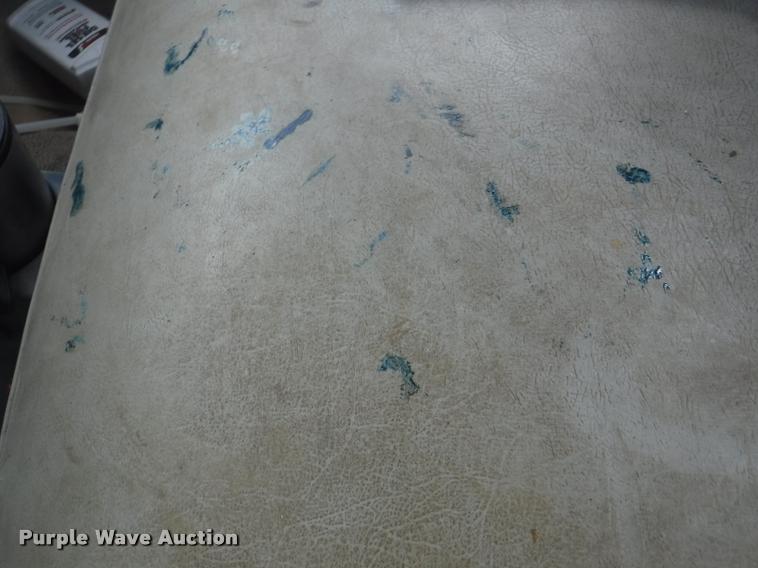 image for item K5906 1997 Ford F450 Super Duty XL utility truck