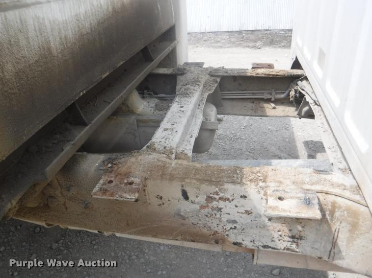 image for item K5906 1997 Ford F450 Super Duty XL utility truck