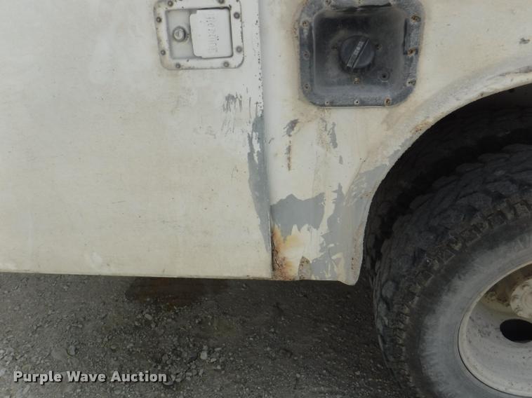 image for item K5906 1997 Ford F450 Super Duty XL utility truck