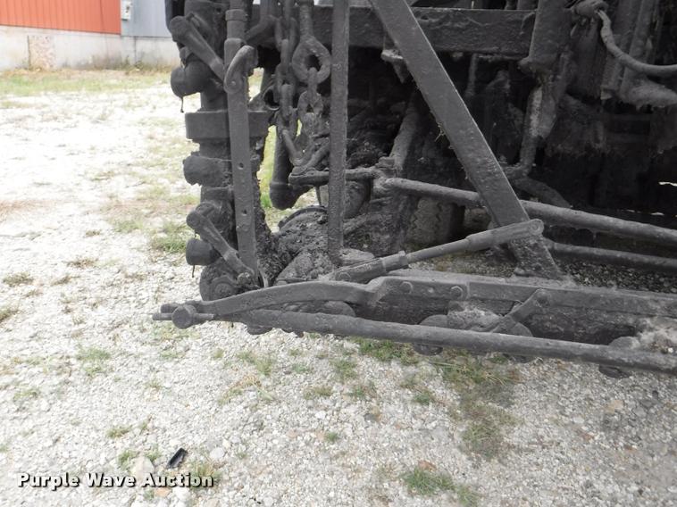 image for item K5910 1973 Ford F700 oil distributor truck