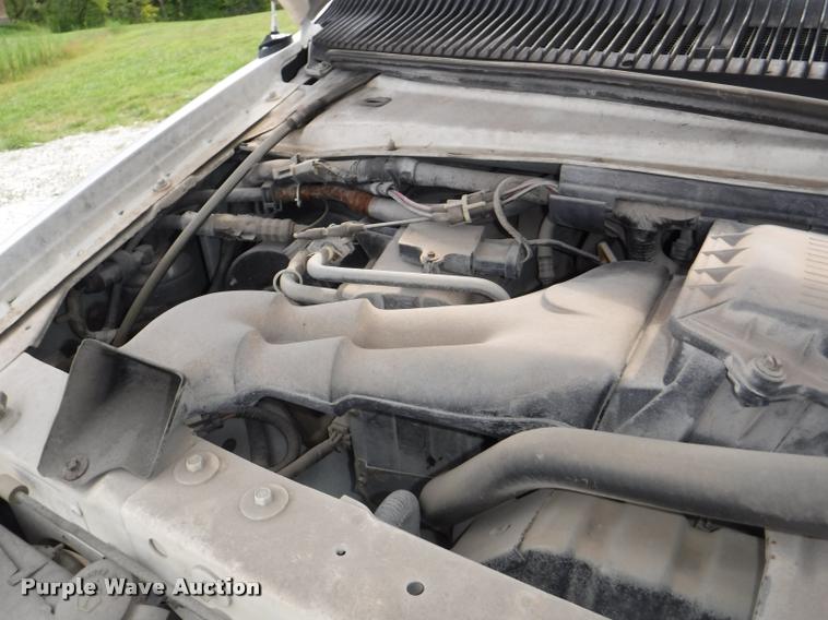 image for item K5922 1992 Ford Club Wagon van