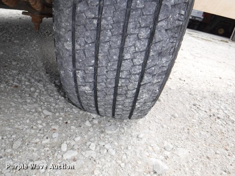 image for item K5922 1992 Ford Club Wagon van