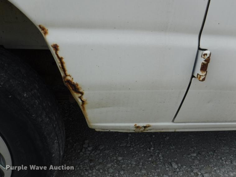 image for item K5922 1992 Ford Club Wagon van