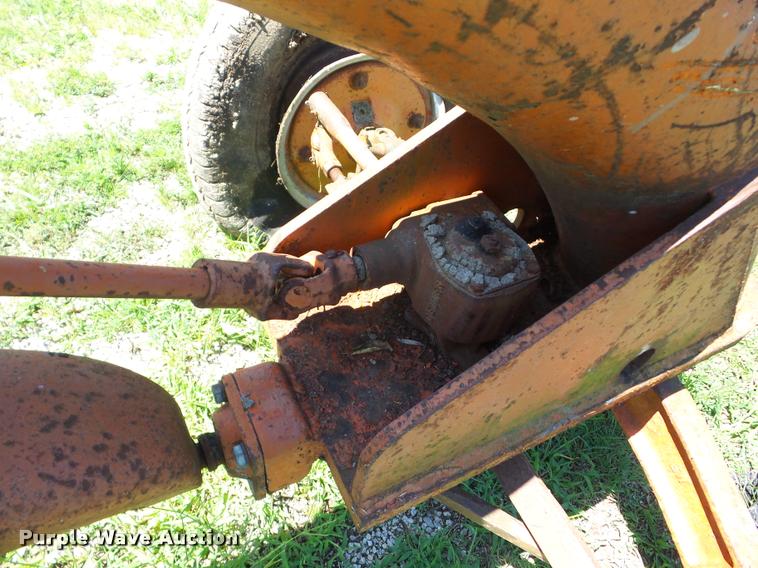 image for item K6411 Allis Chalmers D rigid frame motor grader