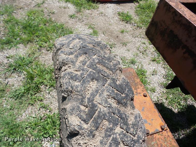 image for item K6411 Allis Chalmers D rigid frame motor grader