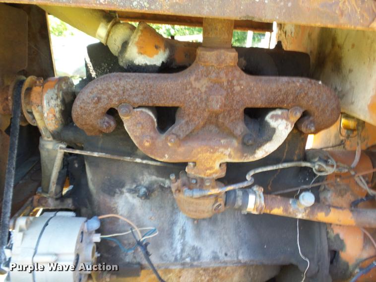 image for item K6411 Allis Chalmers D rigid frame motor grader