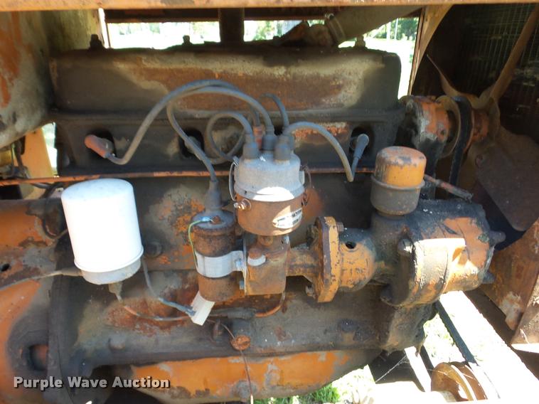 image for item K6411 Allis Chalmers D rigid frame motor grader