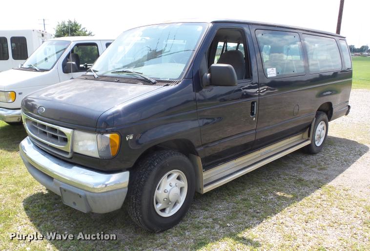 image for item K6435 2000 Ford Econoline E350 Extended van