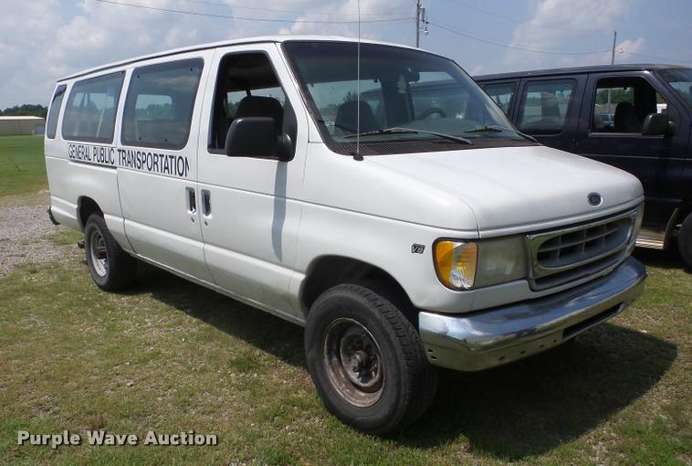 image for item K6436 1998 Ford Club Wagon E350 XL Super van