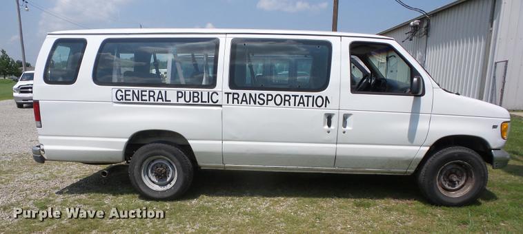 image for item K6436 1998 Ford Club Wagon E350 XL Super van