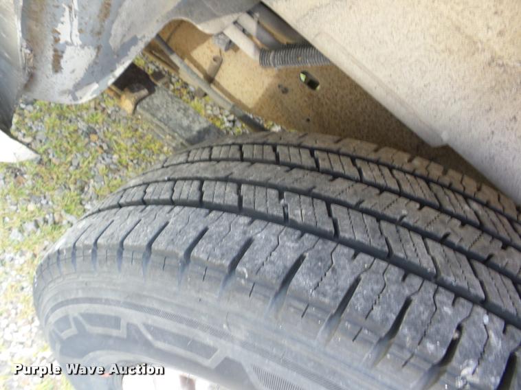 image for item K6436 1998 Ford Club Wagon E350 XL Super van