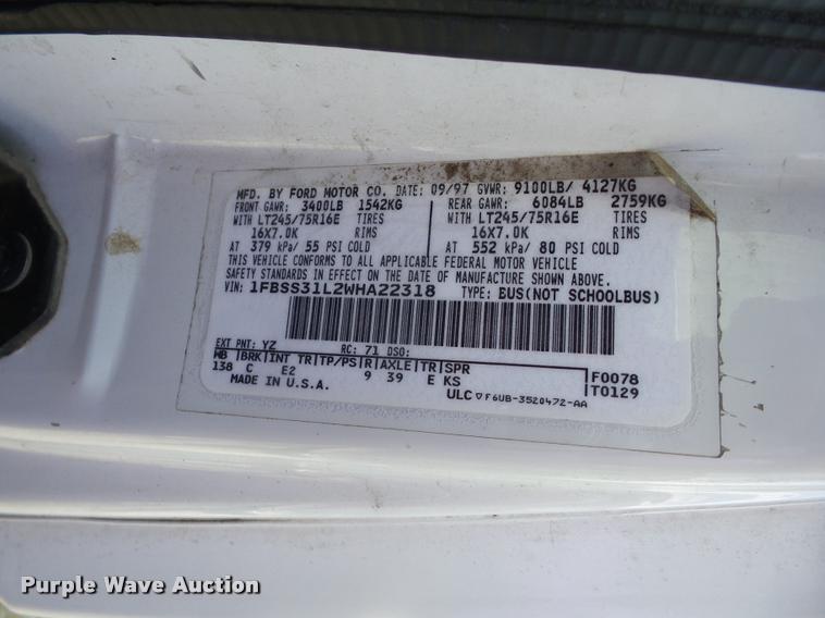 image for item K6436 1998 Ford Club Wagon E350 XL Super van