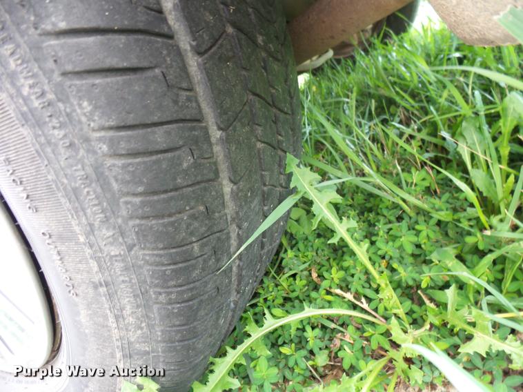 image for item K6437 2005 Ford Crown Victoria Police Interceptor