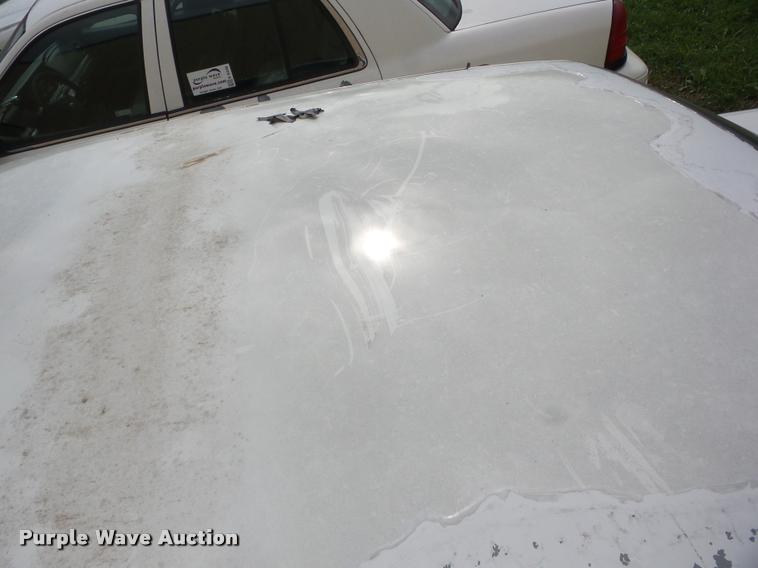 image for item K6437 2005 Ford Crown Victoria Police Interceptor