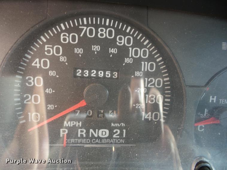 image for item K6437 2005 Ford Crown Victoria Police Interceptor