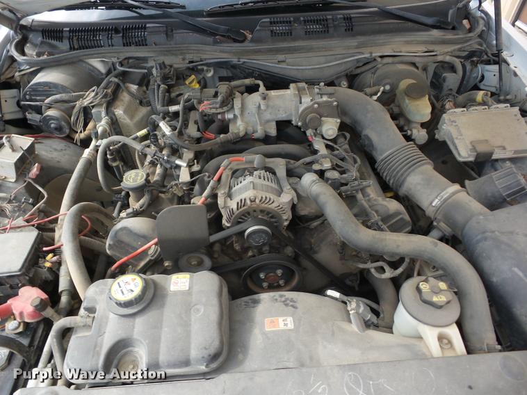 image for item K6437 2005 Ford Crown Victoria Police Interceptor
