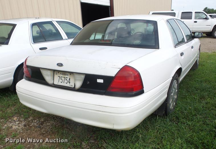 image for item K6438 2006 Ford Crown Victoria Police Interceptor