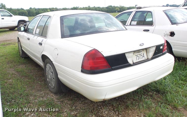 image for item K6438 2006 Ford Crown Victoria Police Interceptor
