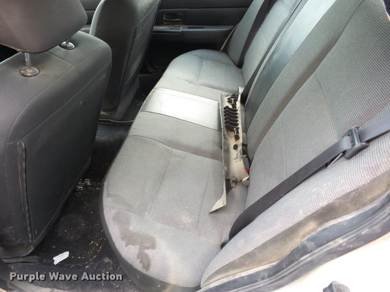 image for item K6438 2006 Ford Crown Victoria Police Interceptor