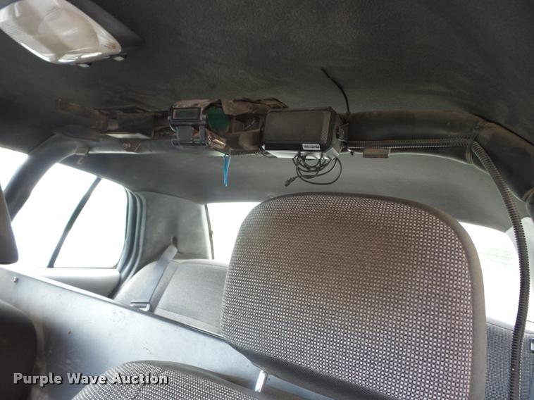 image for item K6439 2005 Ford Crown Victoria Police Interceptor