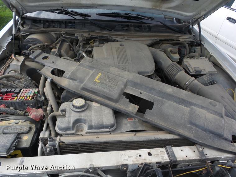 image for item K6439 2005 Ford Crown Victoria Police Interceptor