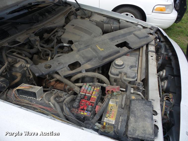 image for item K6439 2005 Ford Crown Victoria Police Interceptor