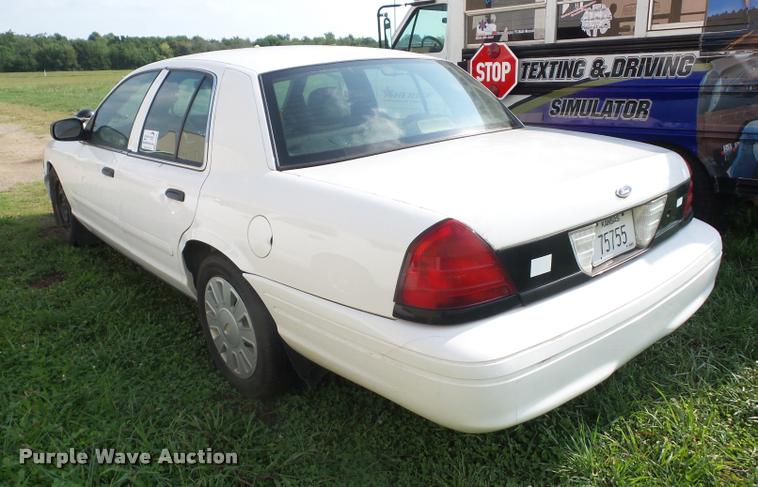 image for item K6440 2006 Ford Crown Victoria Police Interceptor