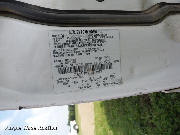 image for item K6440 2006 Ford Crown Victoria Police Interceptor