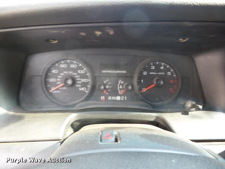 image for item K6440 2006 Ford Crown Victoria Police Interceptor