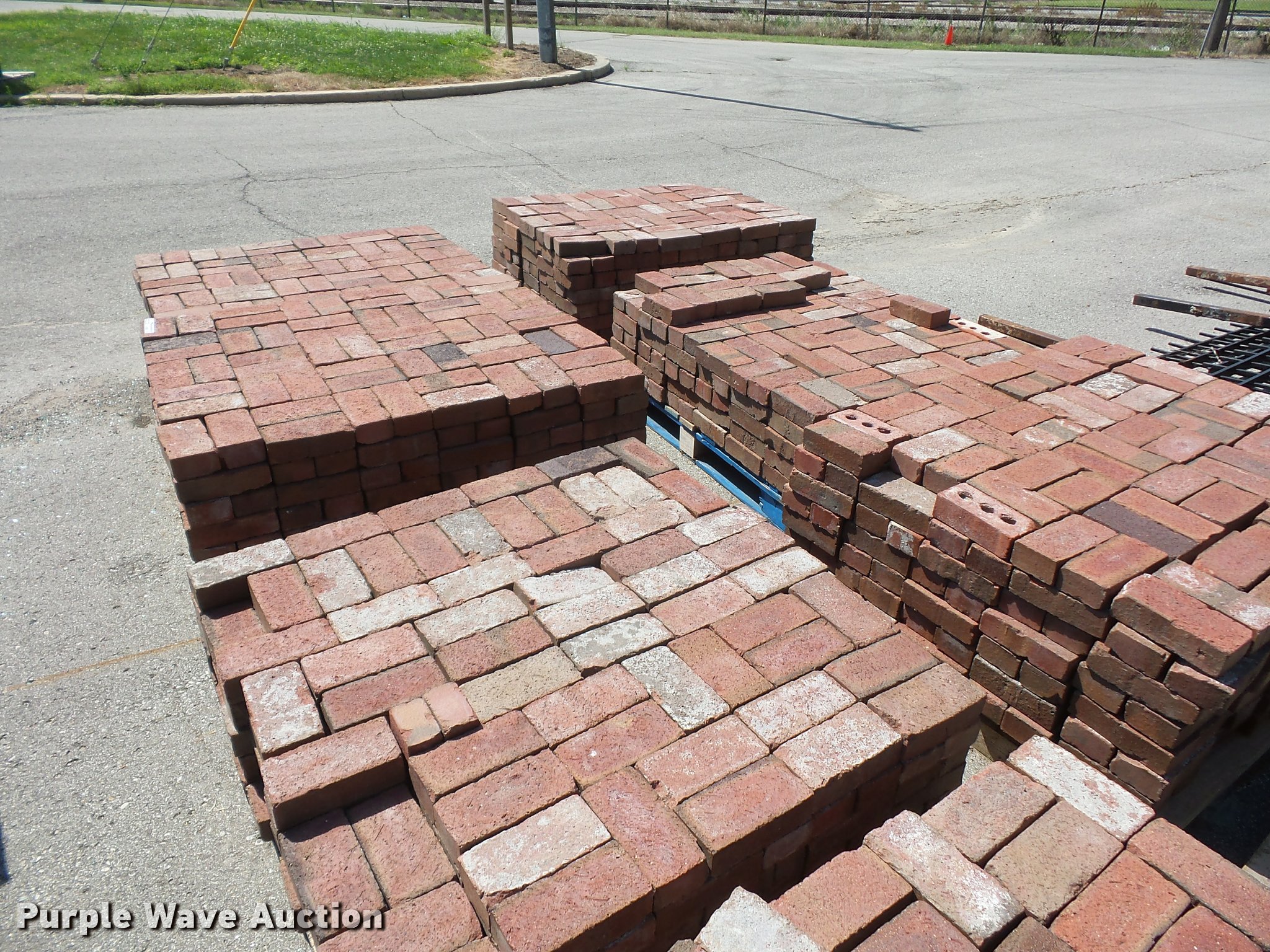 (8) pallets of bricks in North Kansas City, MO Item DJ9652 sold