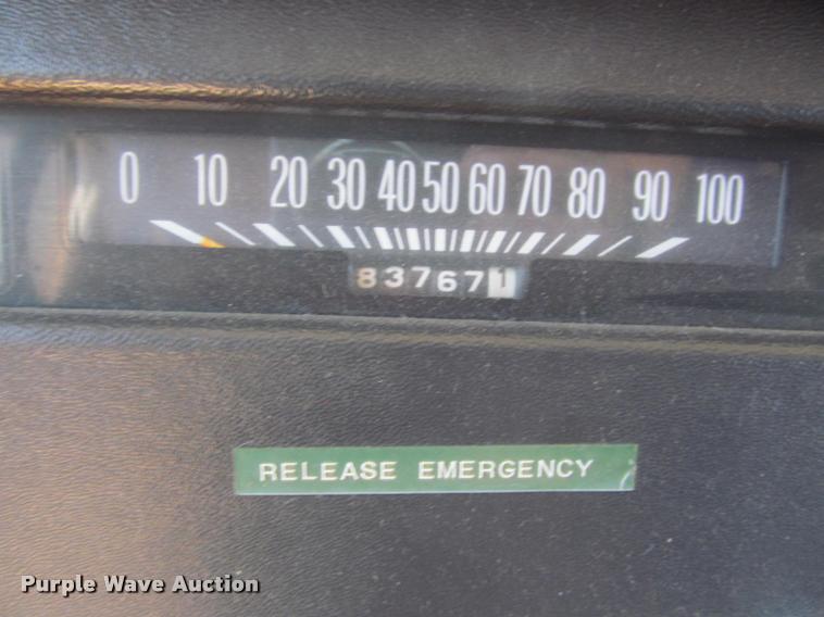 image for item DA1012 1973 Winnebago Brave RV