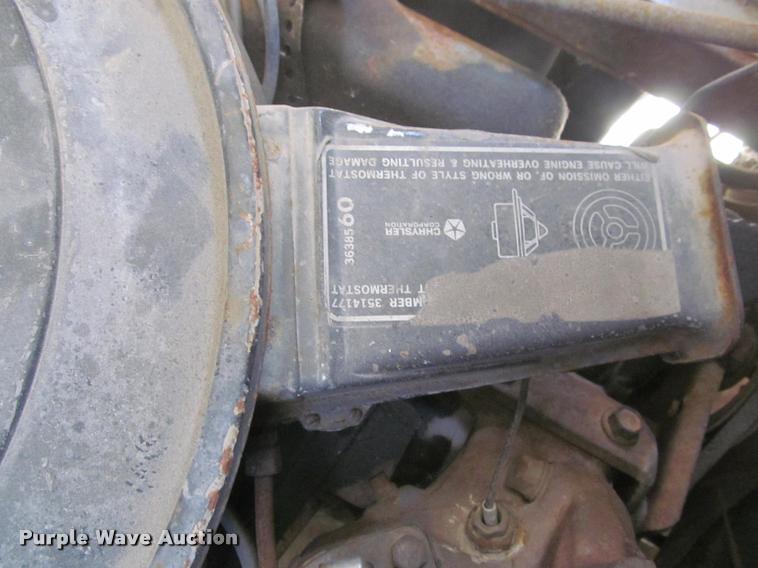 image for item DA1012 1973 Winnebago Brave RV