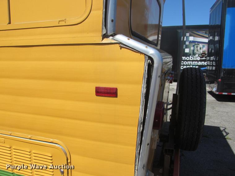 image for item DA1012 1973 Winnebago Brave RV