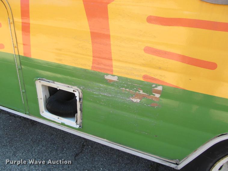 image for item DA1012 1973 Winnebago Brave RV
