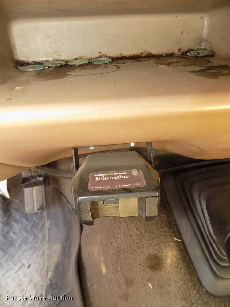 image for item DA3085 1999 Ford F350 Super Duty Lariat King Ranch Crew Cab pickup truck