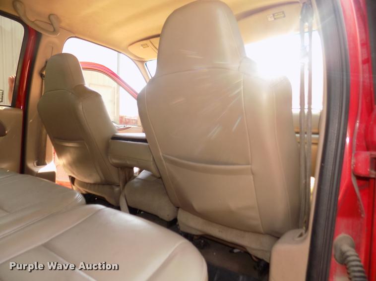 image for item DA3085 1999 Ford F350 Super Duty Lariat King Ranch Crew Cab pickup truck